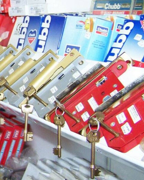 LOCKS RANGE